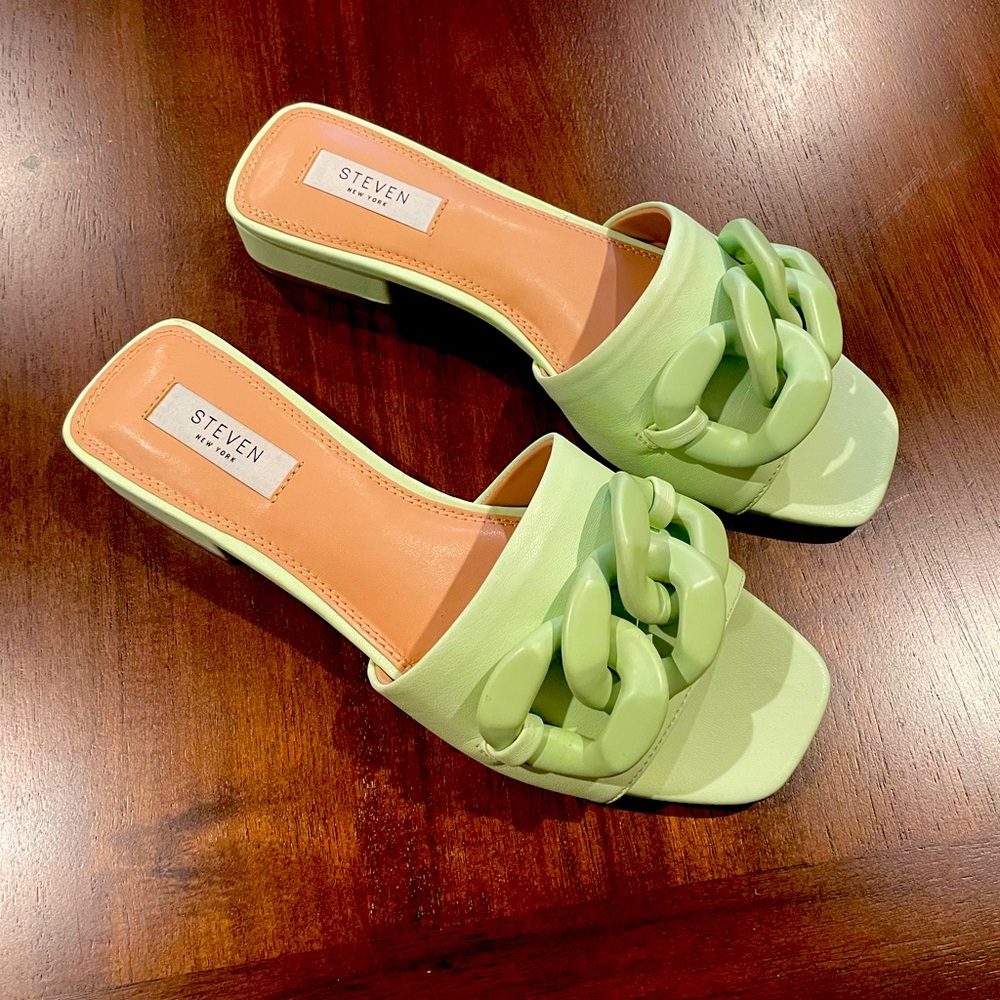 Steve Madden Flat sandals with chunky Chain Women Size 10